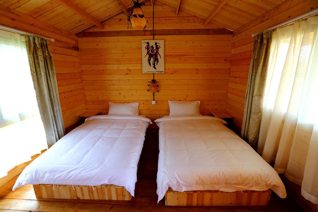 Jambo Mara Safari Lodge Ololaimutiek Bilik gambar